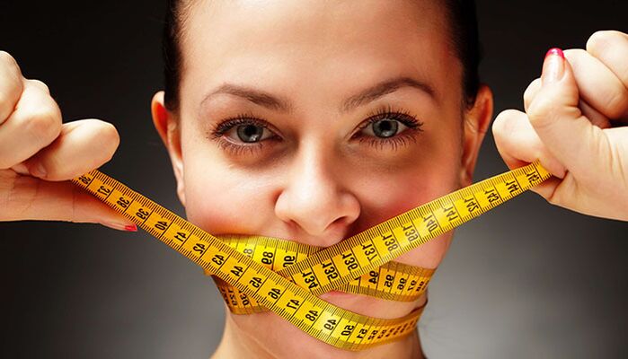 Mengelakkan makanan adalah kaedah yang paling berkesan untuk menurunkan berat badan yang melampau